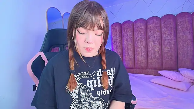 แชท XXX สดของ Fluffy_Bubble21