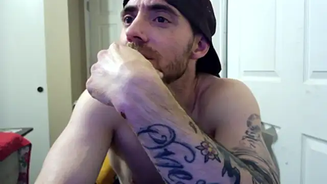 Czat XXX na żywo – Huntzg23