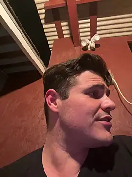 Millennialcum – Live XXX-chat