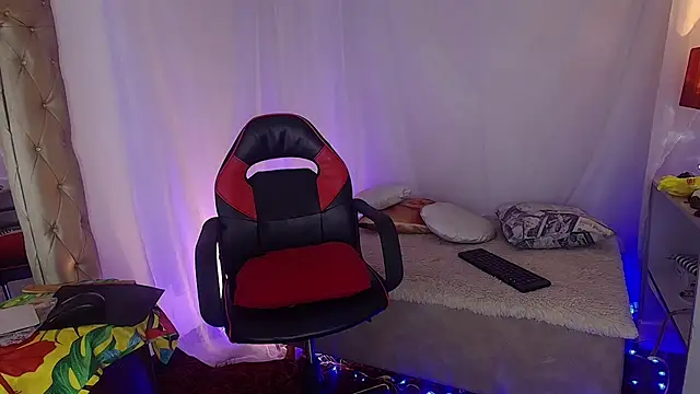 แชท XXX สดของ laurasofia45