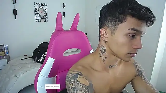 Chat XXX en directo de Leonard_Price