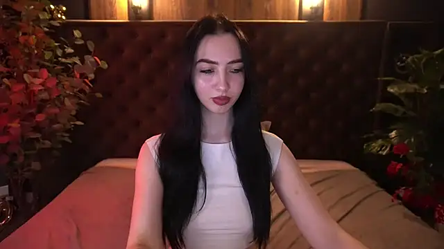 WildKittenX_'s Live XXX Chat