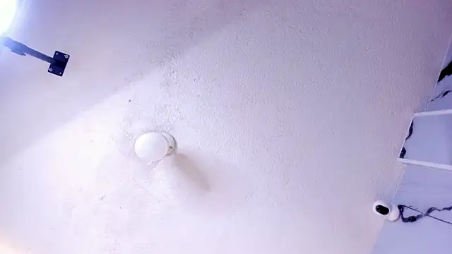 Chat +18 de kandy_bronw ao vivo