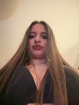 Chatroom XXX en direct de Anyssia