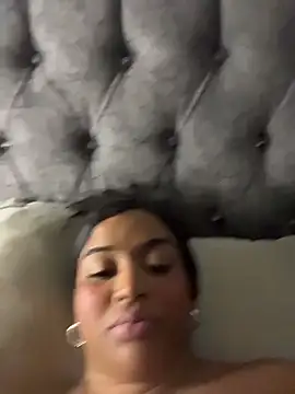 mitschellfox21's Live XXX Chat