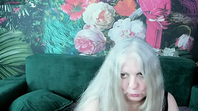 Chat +18 de mariabelladonna ao vivo