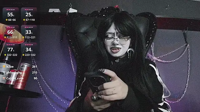 Navier__ Adlı Modelin Canlı XXX Sohbeti