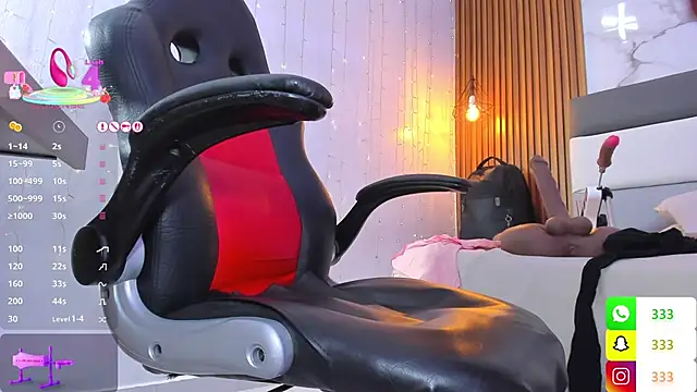 LIA_ROUX1 Adlı Modelin Canlı XXX Sohbeti