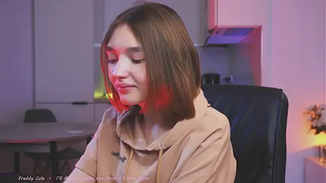 Leyla_crsh Adlı Modelin Canlı XXX Sohbeti