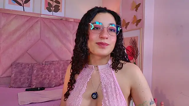 Živý XXX chat DemiJones_