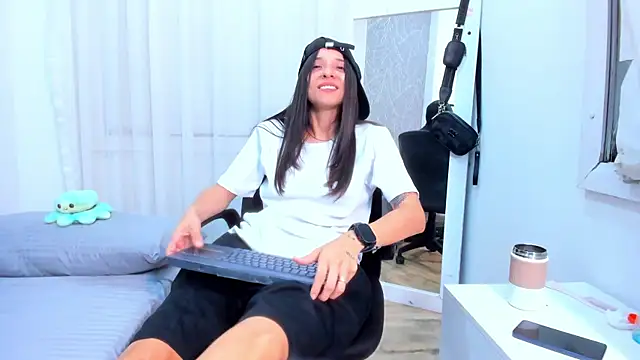 Živý XXX chat ViictoriiaSaenz