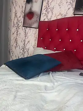 Larissa_Antonella Webcamshow