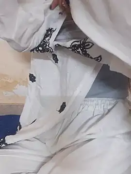 Khushi_rani's Live XXX Chat