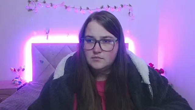 XX_Daniella_XX Adlı Modelin Canlı XXX Sohbeti