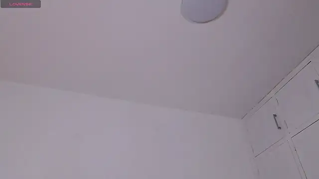 Chatroom XXX en direct de Arilas_