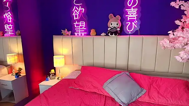 _sarahRose Chat XXX in diretta