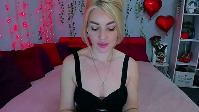 LunaBellucci Live XXX Chat