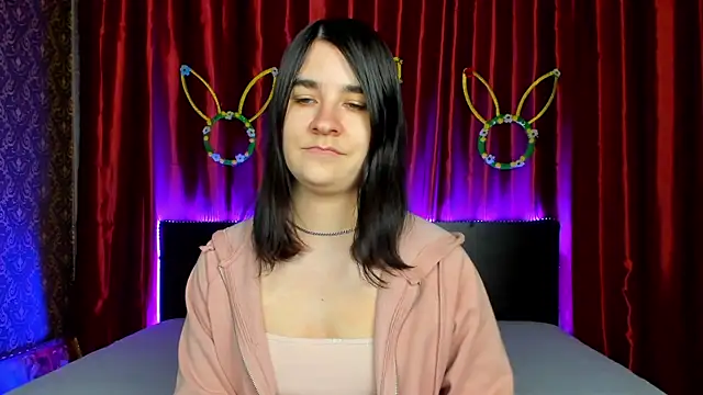 _Polly_Love_ Adlı Modelin Canlı XXX Sohbeti