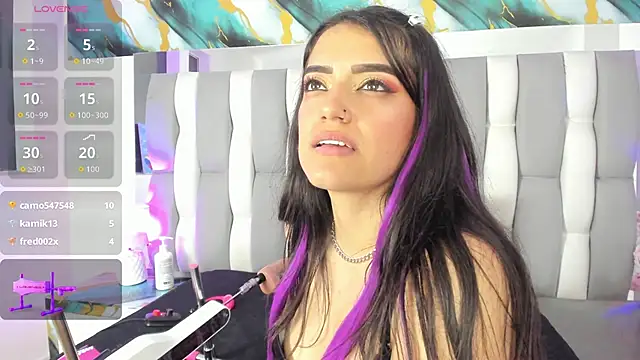 IsaDiiazのライブXXXチャット