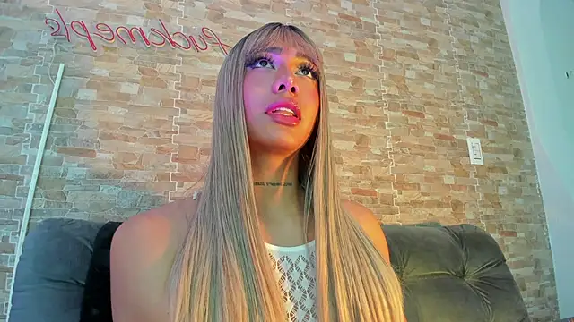 Chatroom XXX en direct de Dreams_Chloe