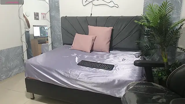 Онлайн чат XXX SABRIINA_TAY