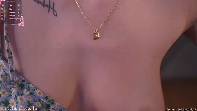 alicelu_'s Live XXX Chat