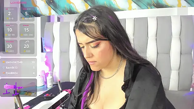 IsaDiiazのライブXXXチャット