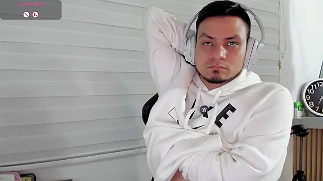 Rick_AdamsのライブXXXチャット