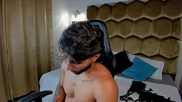 Emmet_CollinsJS Live XXX-Chat