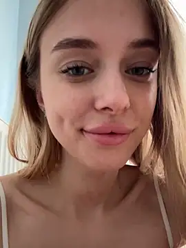 enjoy_my_beautyn Webbikameraesitys