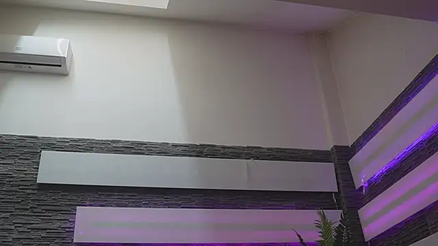 دردشة SexyCelline الجنسية المباشرة