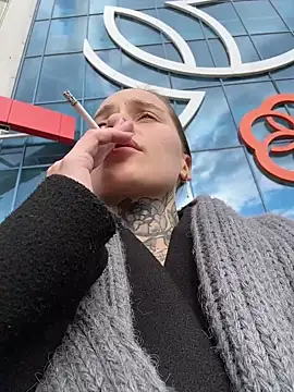 Chat +18 de KishaMur ao vivo