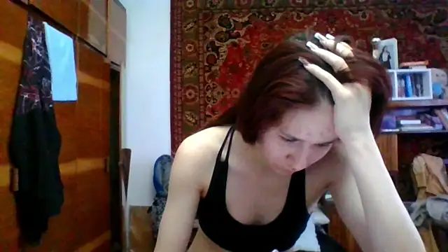 Chatroom XXX en direct de NickiKisinger