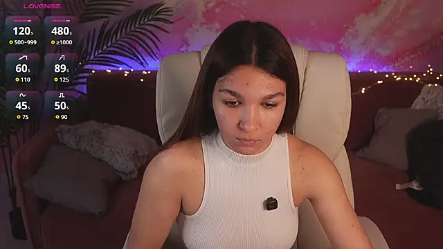 Chatroom XXX en direct de ViolettStar_