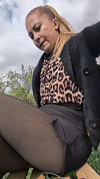 Risky_girl23_ Webcam-Show