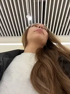 LeiaMood Chat XXX live