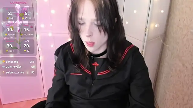 XXX chat uživo modela Simochka_w