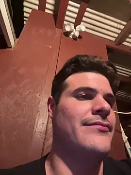 Millennialcum Show Webcam