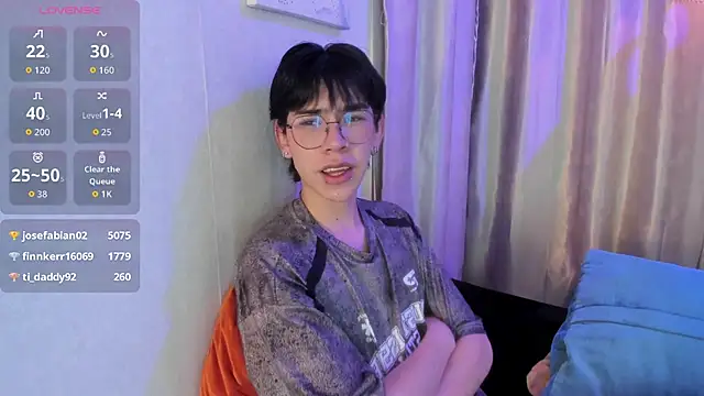 Demian_HushのライブXXXチャット