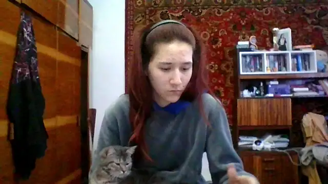 NickiKisinger Adlı Modelin Canlı XXX Sohbeti