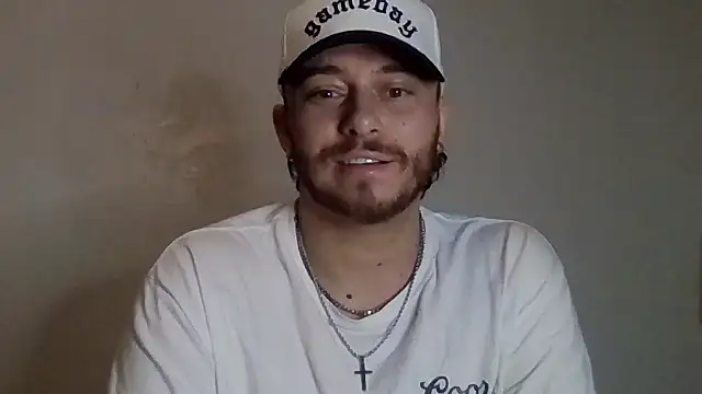 TallHungandCloudy69: διαδικτυακό σόου στην κάμερα