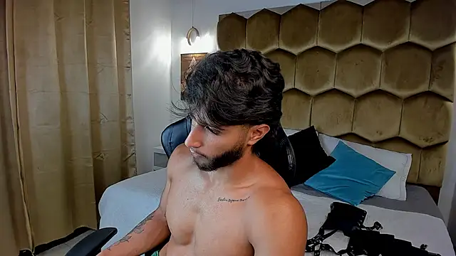 Chat +18 de Emmet_CollinsJS ao vivo