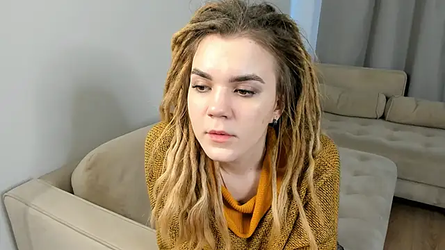 AldaCerrello Adlı Modelin Canlı XXX Sohbeti