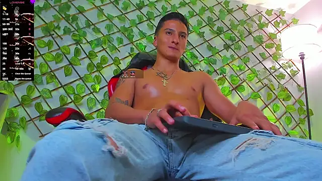 Dominus_Alpha Pertunjukan Webcam