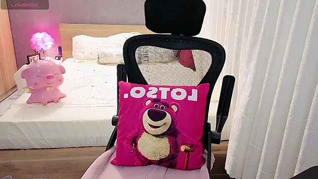 JENNIE-16's Live XXX Chat