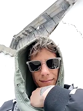 Pro100yy 现场XXX聊天