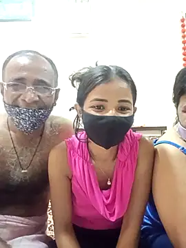 HoneyHush Show Webcam