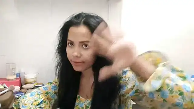 دردشة LiliyanaS الجنسية المباشرة