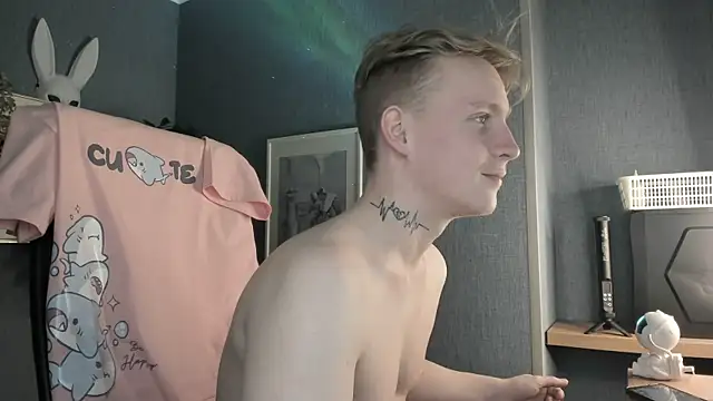 AlexxSweet élő XXX-chatje