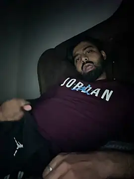 Royalboy_03 webkamerás műsora